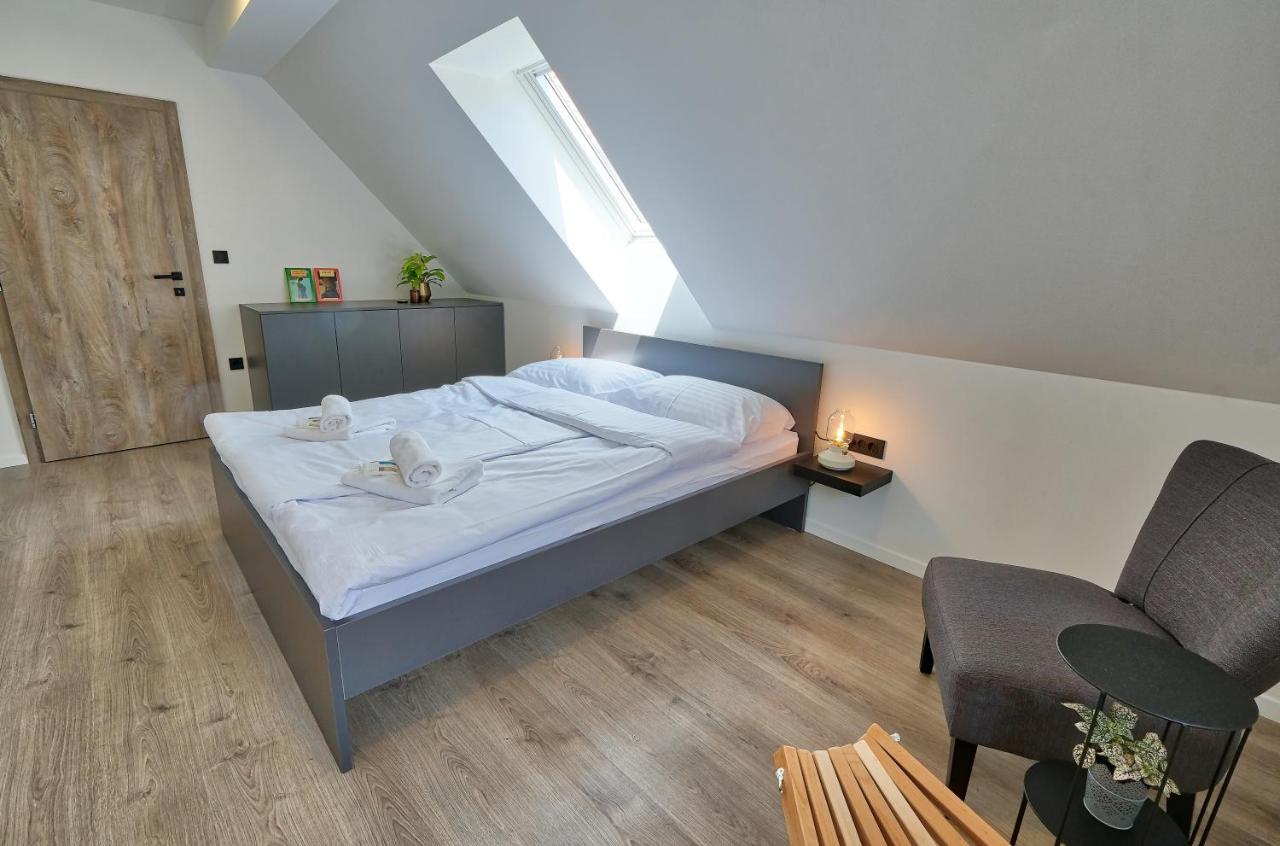 Auzlak Hisa, Apartments. Luče المظهر الخارجي الصورة