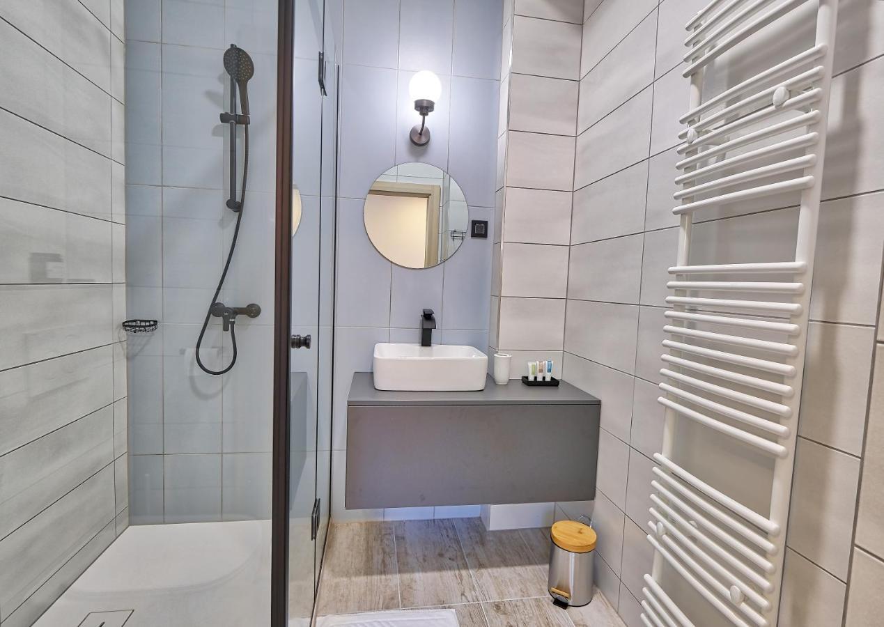 Auzlak Hisa, Apartments. Luče المظهر الخارجي الصورة