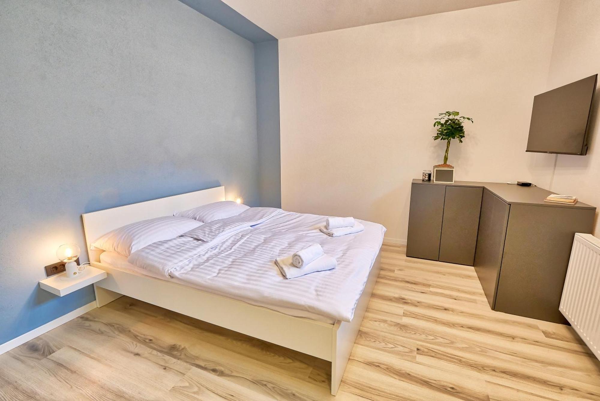 Auzlak Hisa, Apartments. Luče الغرفة الصورة